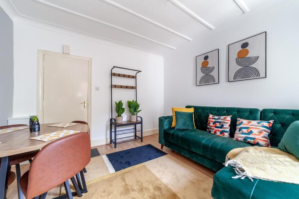 One Bedroom Flat In The Heart Of Brixton Лондон Экстерьер фото