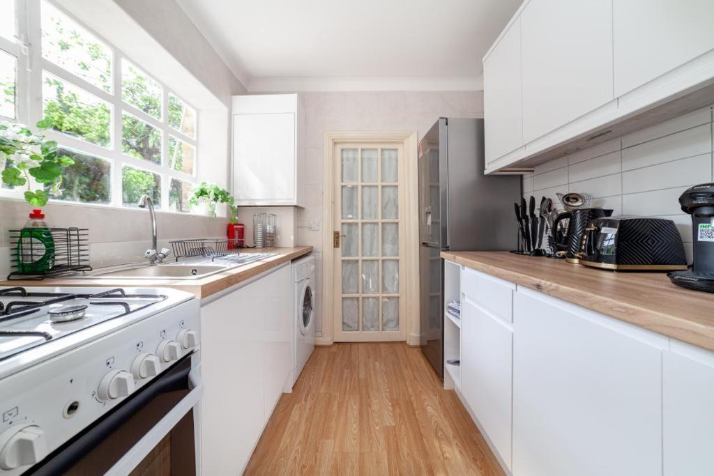 One Bedroom Flat In The Heart Of Brixton Лондон Экстерьер фото